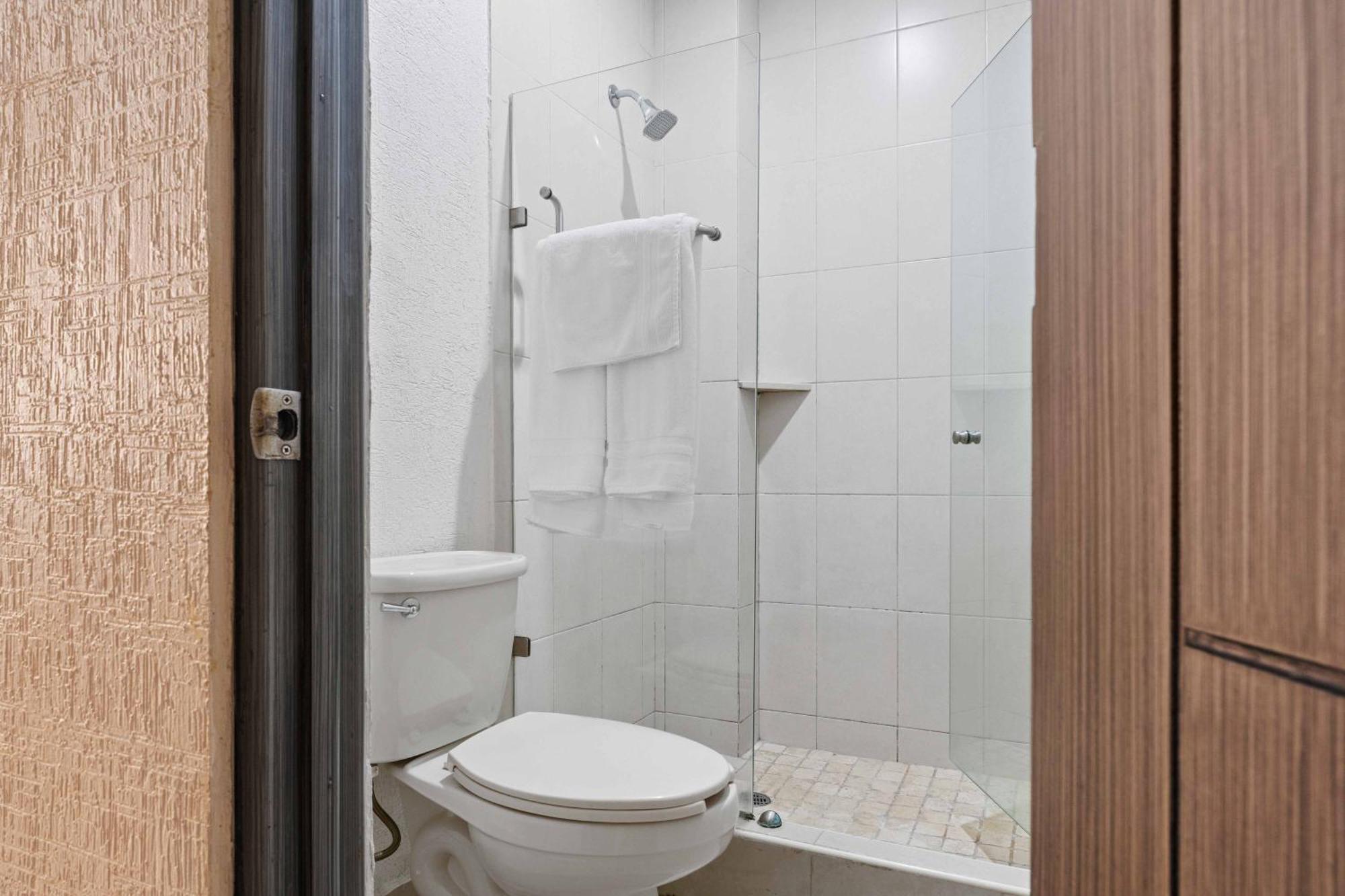 Homesuites Zaragoza Кульякан Екстер'єр фото